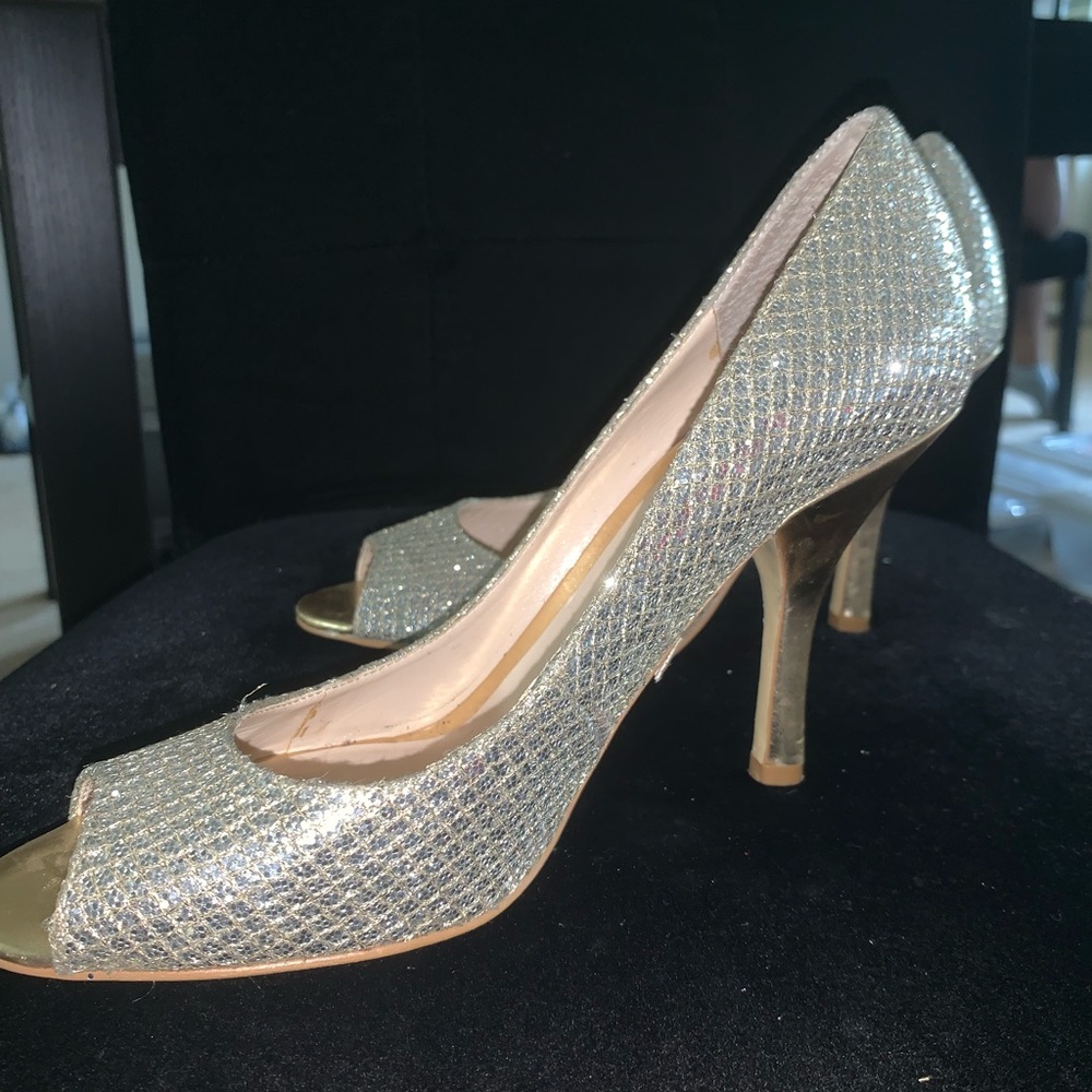 Heels - Picture 4 of 4